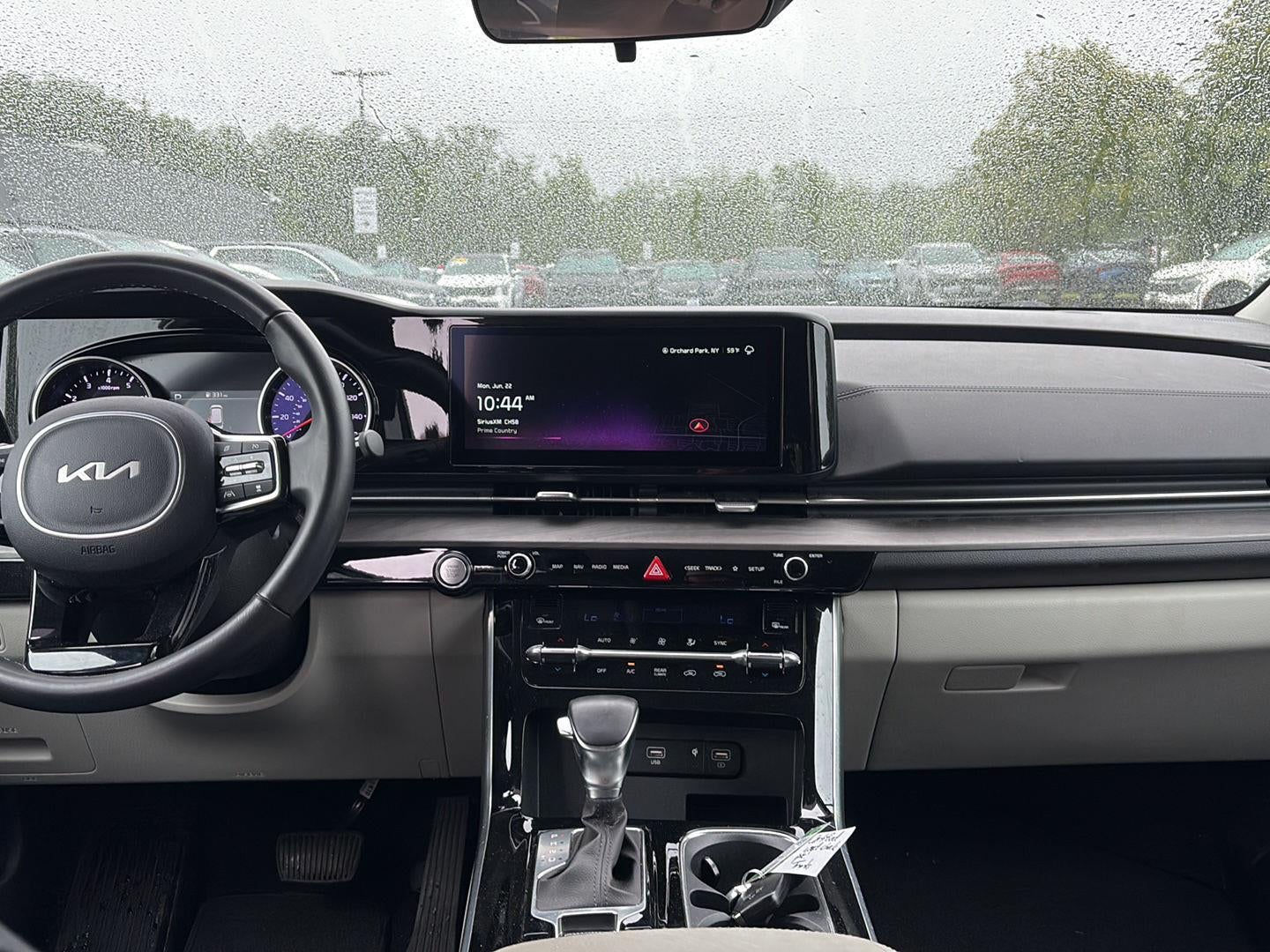 2024 Kia Carnival EX