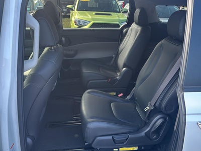 2025 Kia Carnival EX