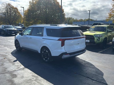 2025 Kia Carnival EX
