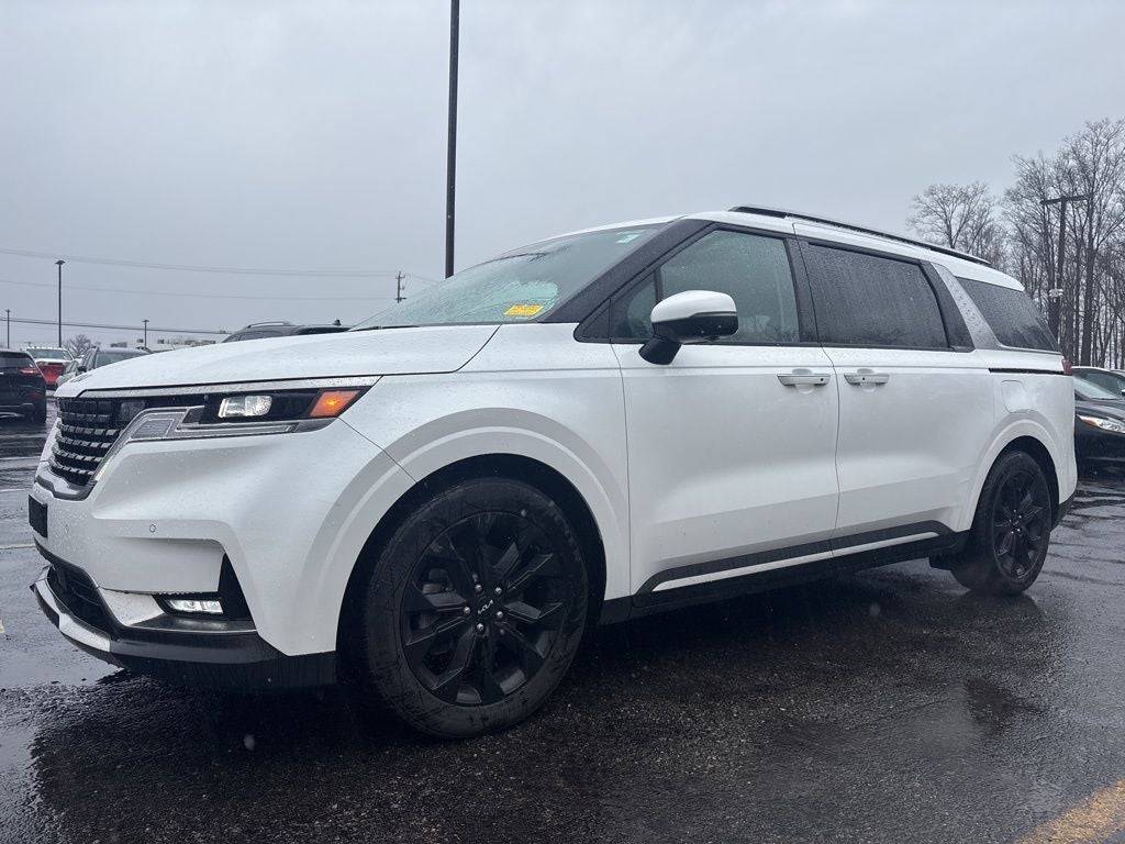 2024 Kia Carnival SX Certified