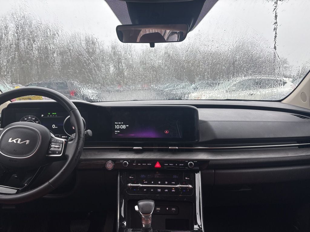 2024 Kia Carnival SX Certified