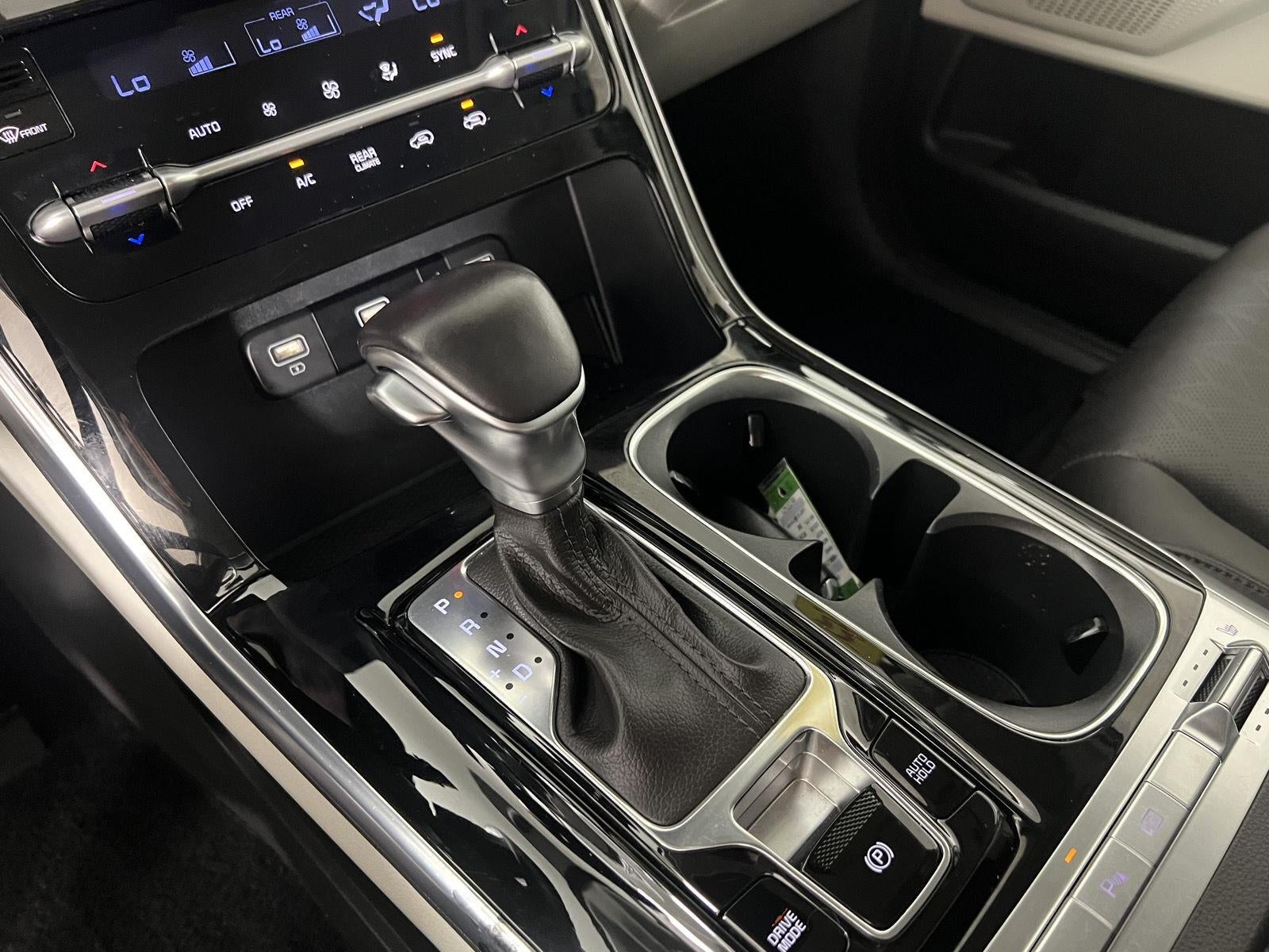 2024 Kia Carnival SX