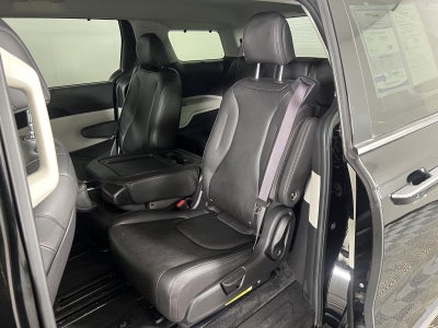 2024 Kia Carnival SX