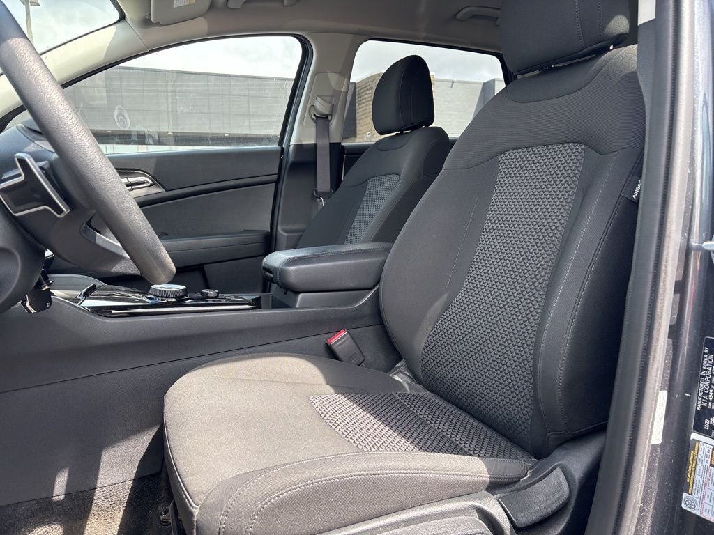 2023 Kia Sportage Hybrid LX AWD