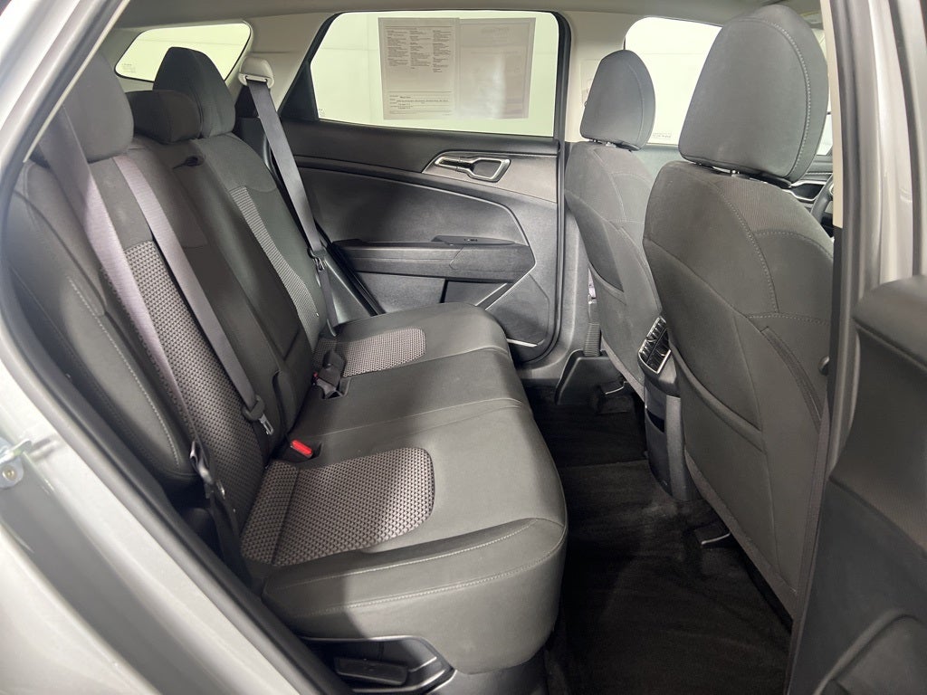 2023 Kia Sportage Hybrid LX AWD