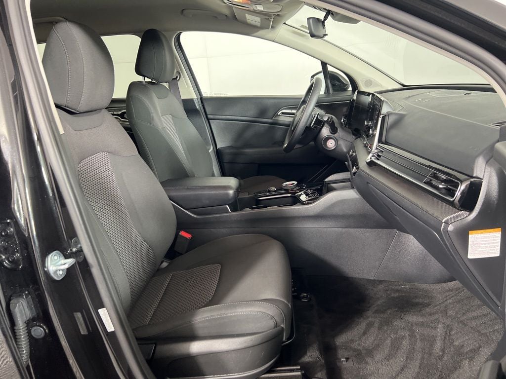 2023 Kia Sportage Hybrid LX AWD