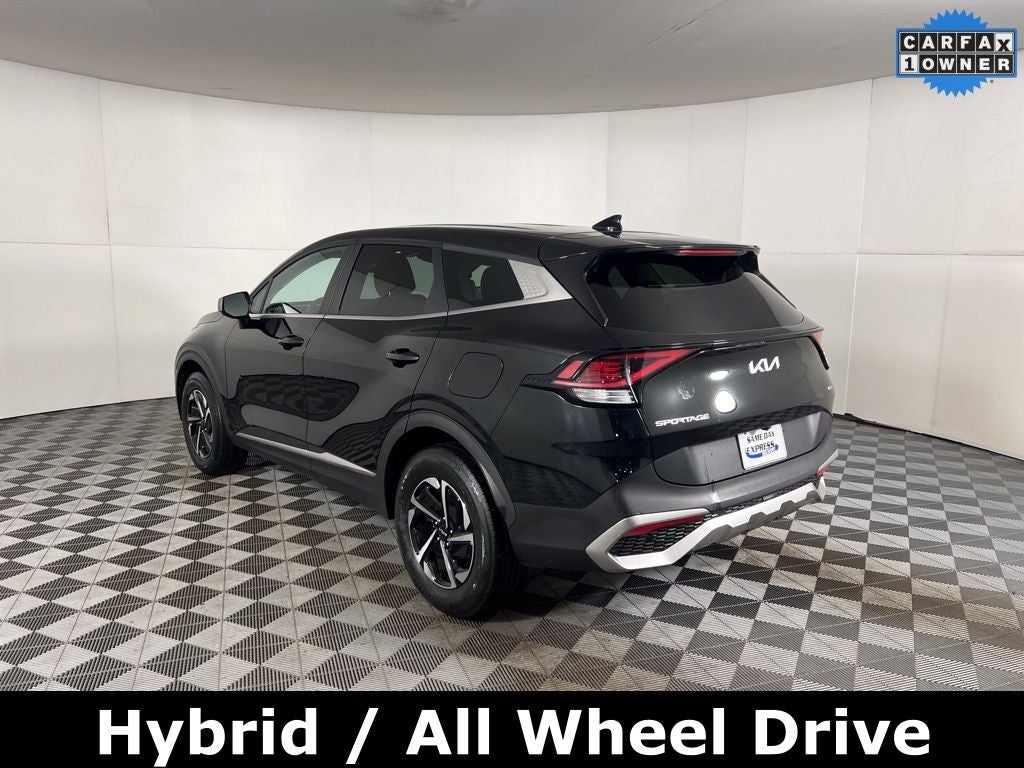 2023 Kia Sportage Hybrid LX AWD