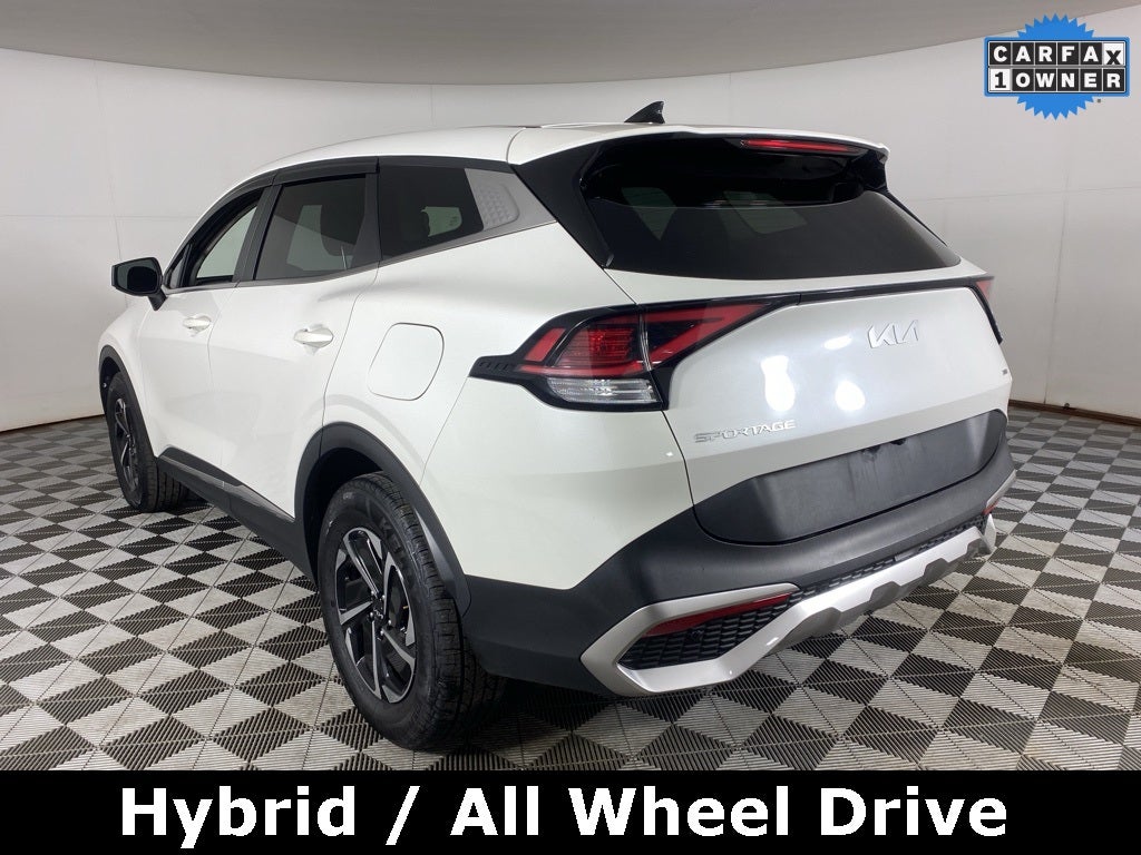 2023 Kia Sportage Hybrid LX AWD
