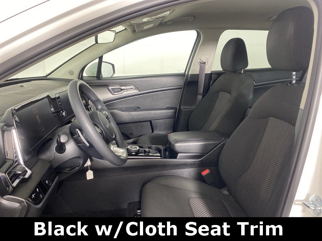 2023 Kia Sportage Hybrid LX AWD