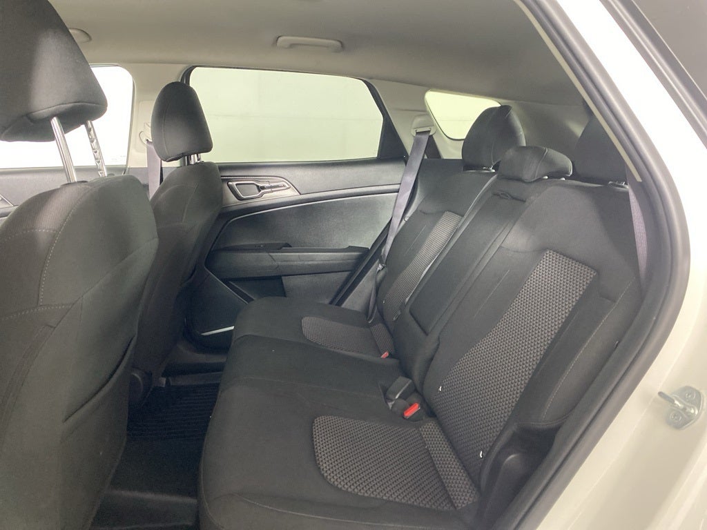 2023 Kia Sportage Hybrid LX AWD