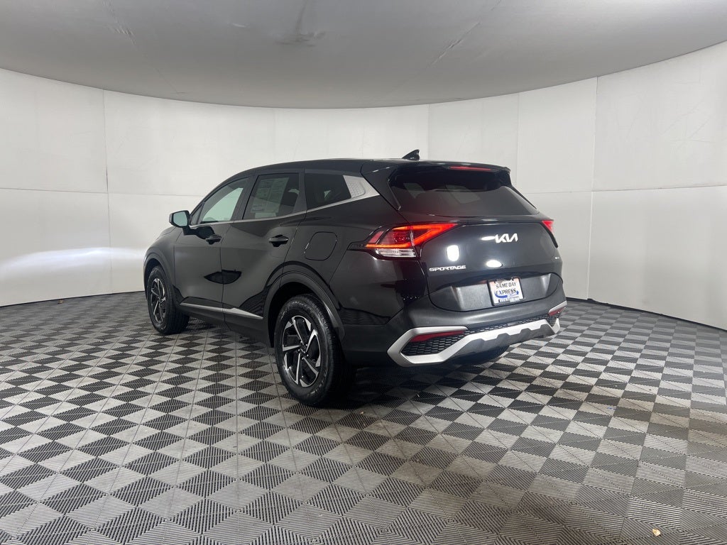 2023 Kia Sportage Hybrid LX AWD