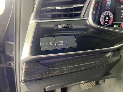 2023 Audi Q7 Premium Plus