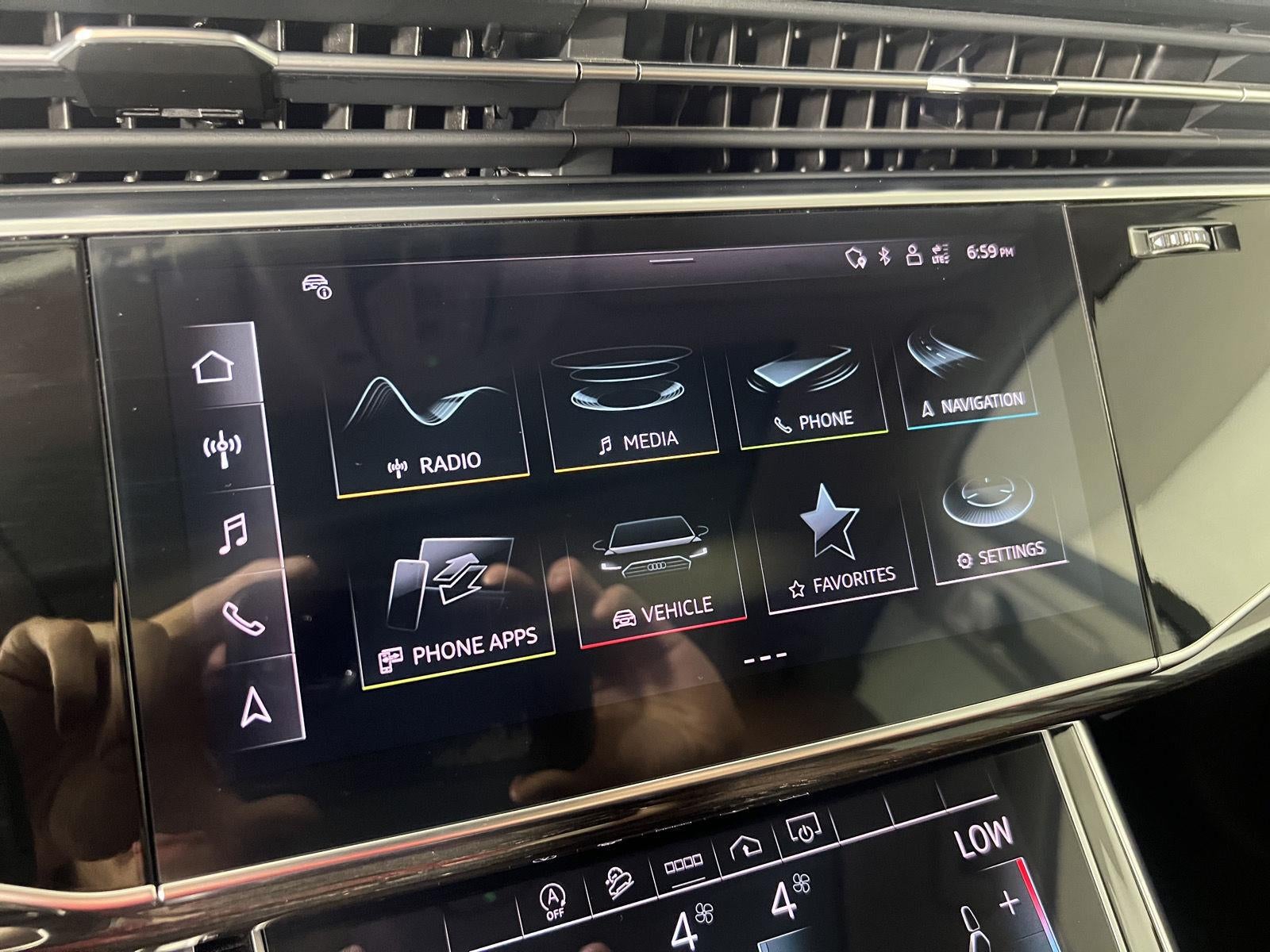 2023 Audi Q7 Premium Plus