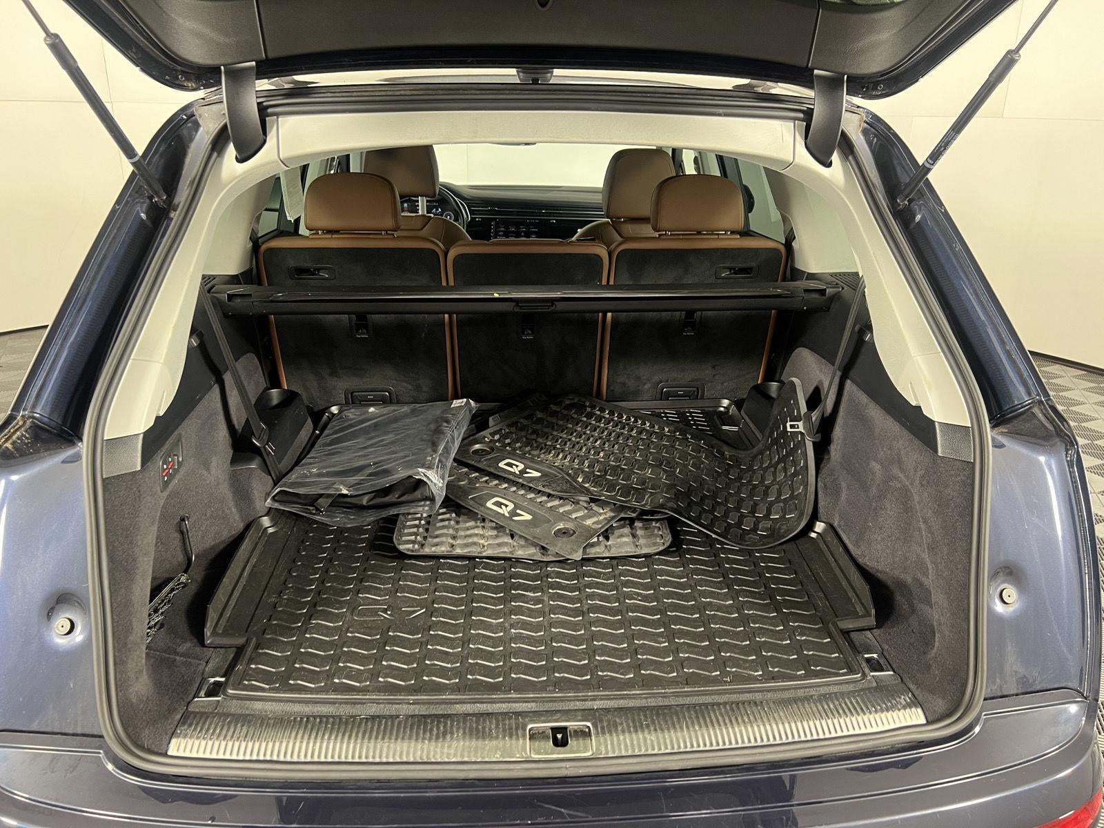 2023 Audi Q7 Premium Plus