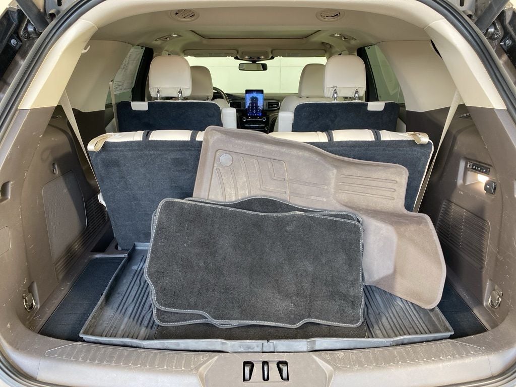 2021 Ford Explorer Platinum