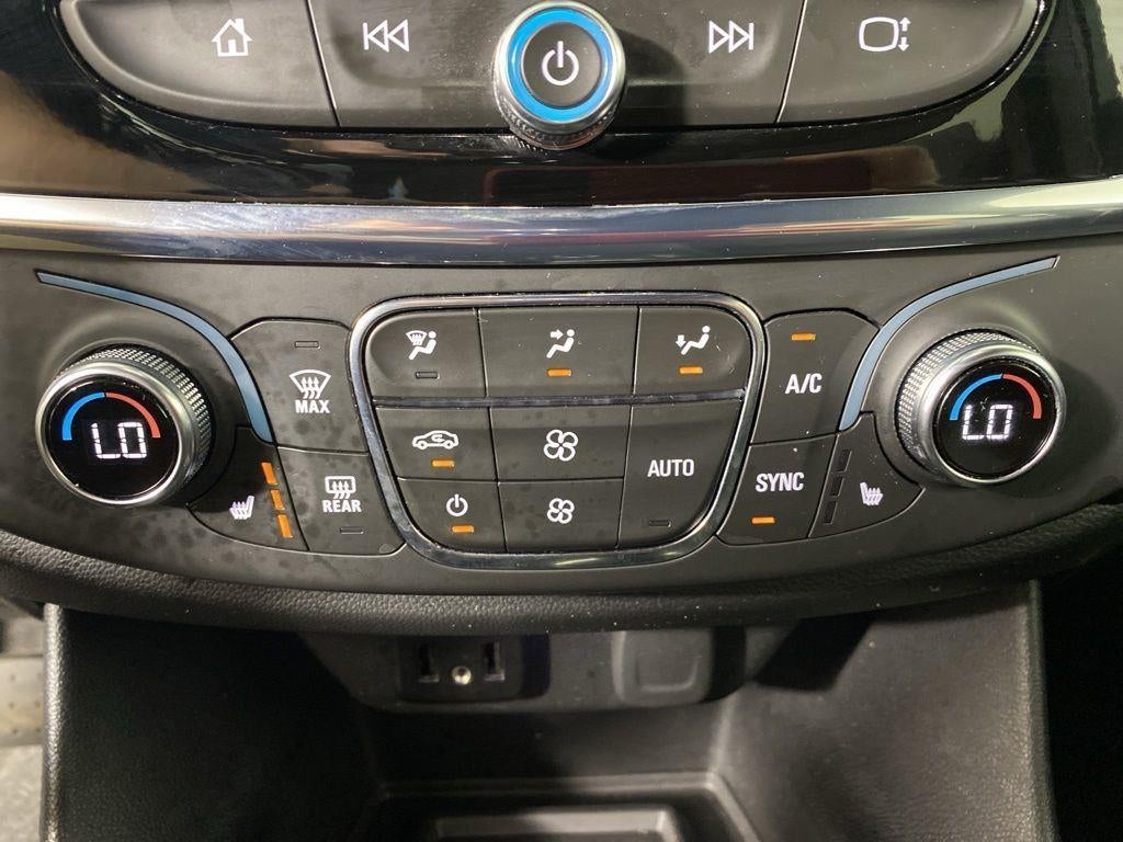 2023 Chevrolet Traverse LT