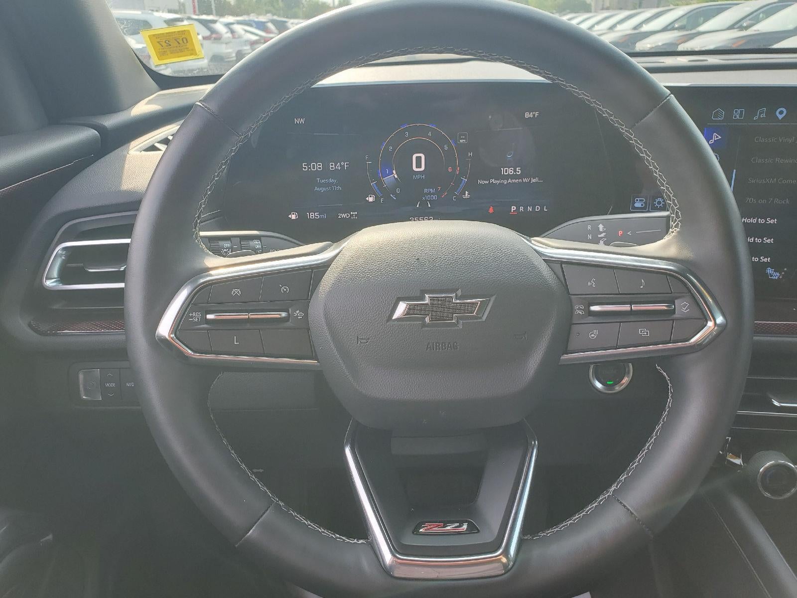2024 Chevrolet Traverse Base