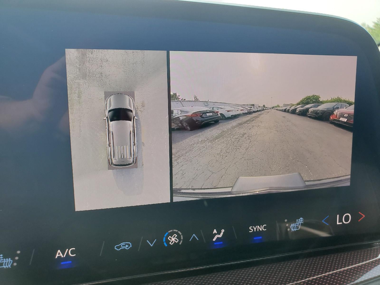 2024 Chevrolet Traverse Base
