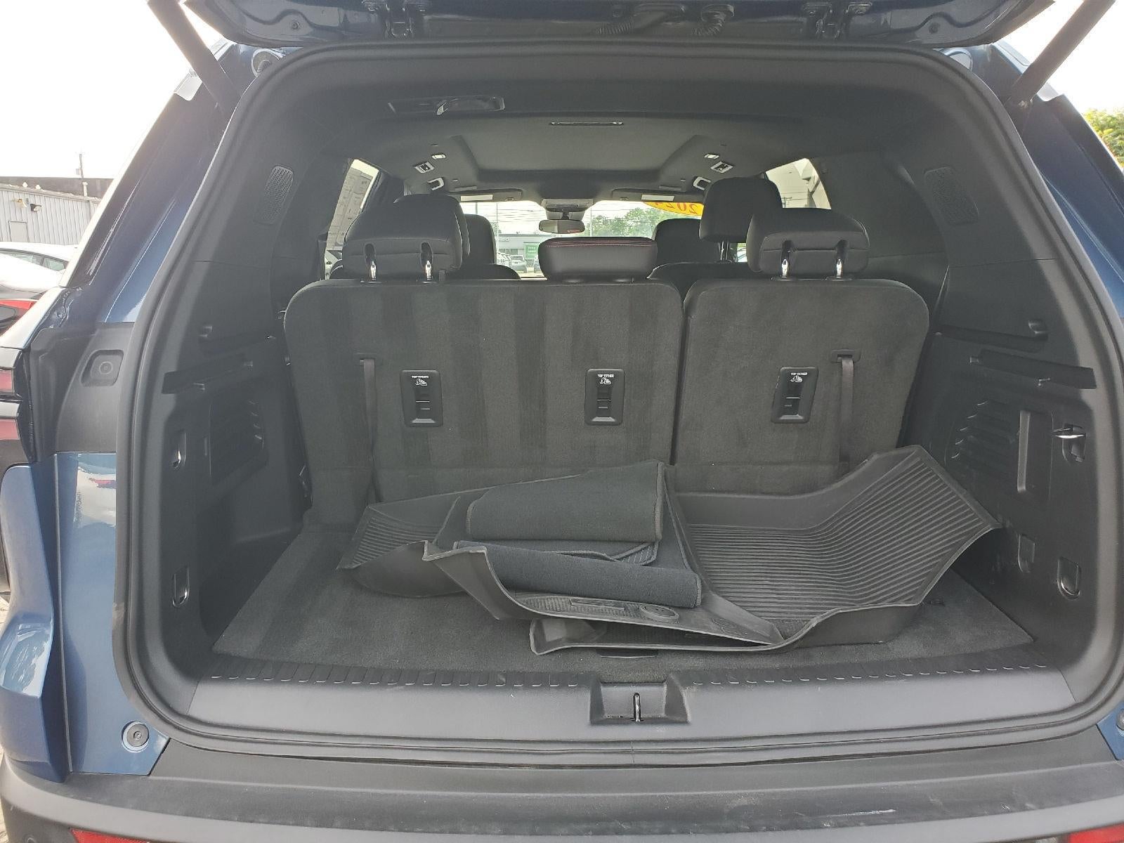 2024 Chevrolet Traverse Base