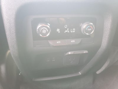 2024 Chevrolet Traverse Base