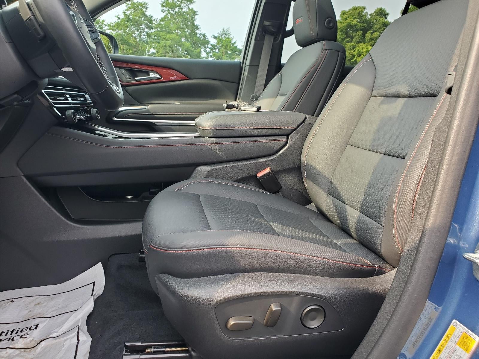 2024 Chevrolet Traverse Base