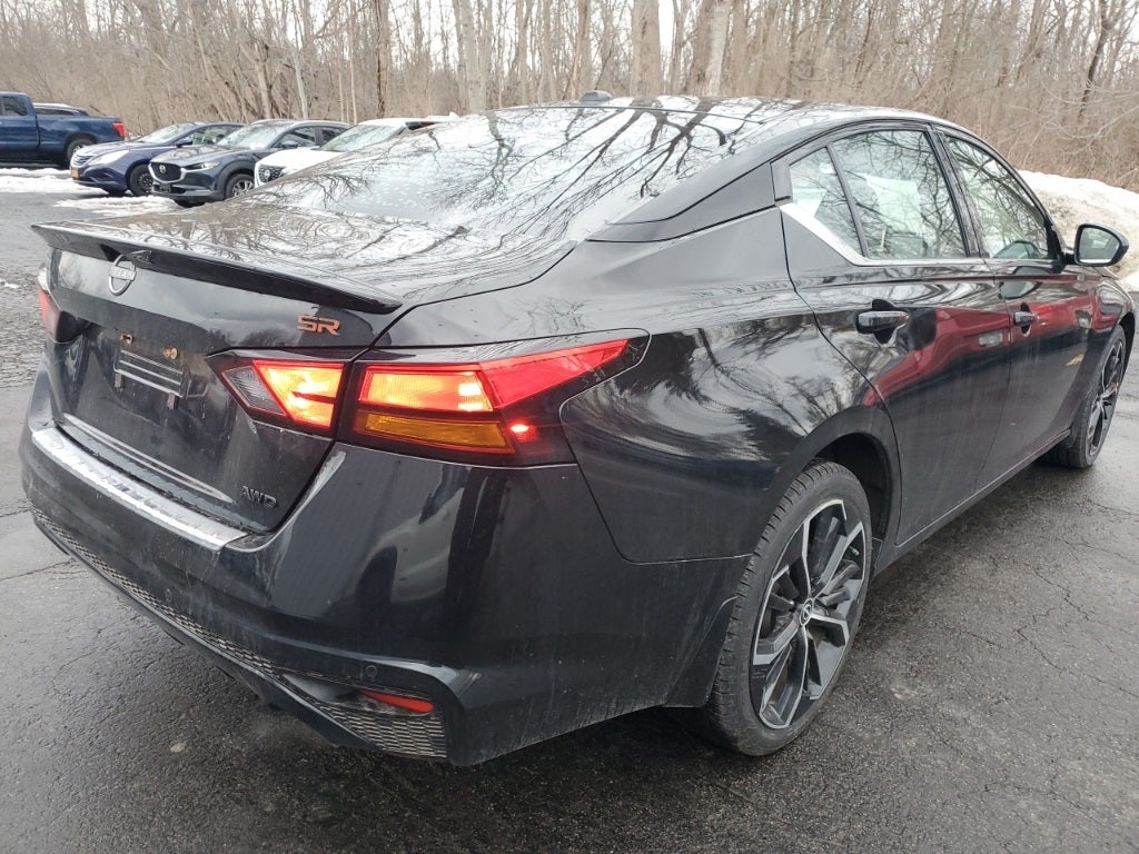 2023 Nissan Altima 2.5 SR