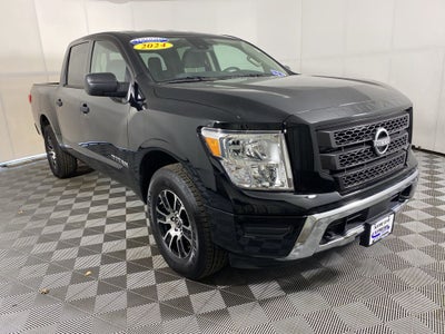 2024 Nissan Titan SV