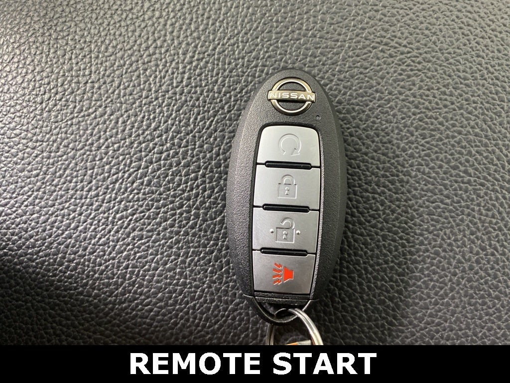 2024 Nissan Titan XD SV