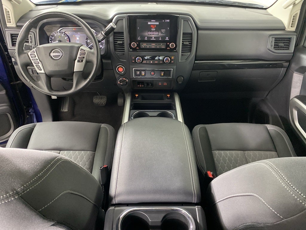 2024 Nissan Titan XD SV