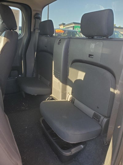 2022 Nissan Frontier S