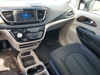 2021 Chrysler Voyager LX