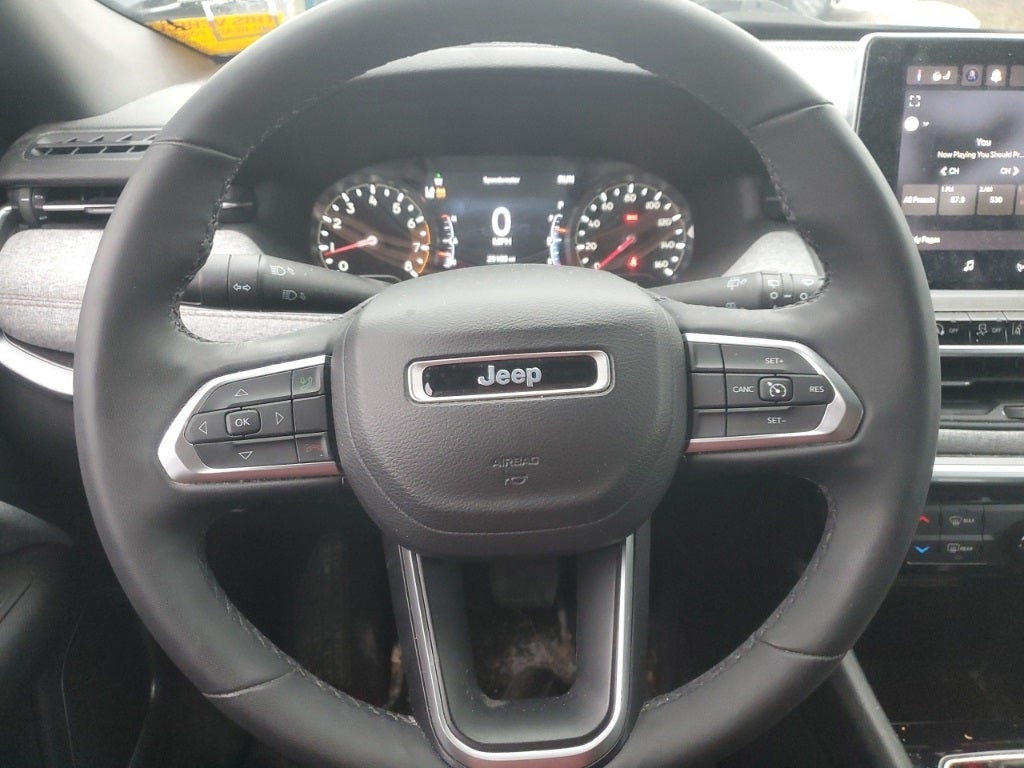 2023 Jeep Compass Latitude Lux