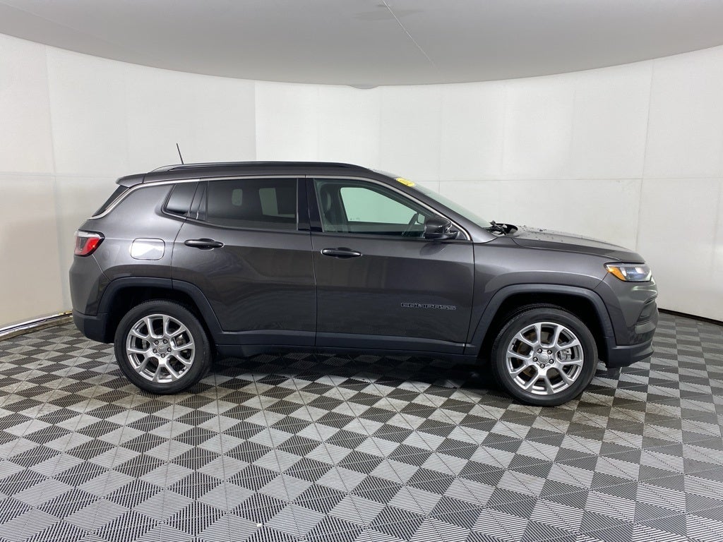 2023 Jeep Compass Latitude Lux