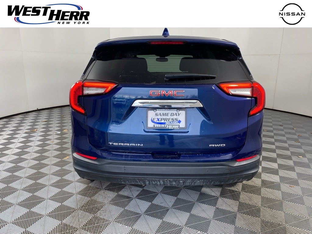 2022 GMC Terrain SLE