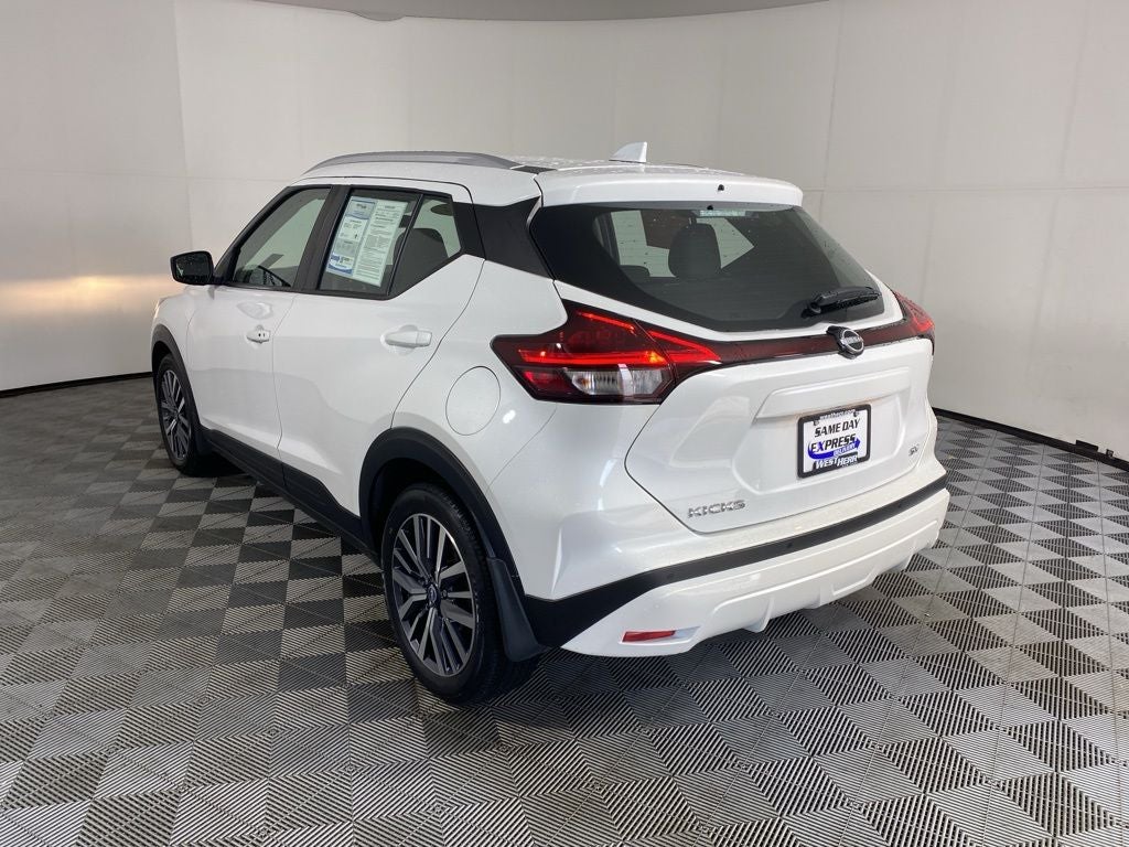 2024 Nissan Kicks SV