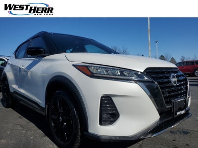 2023 Nissan Kicks SR