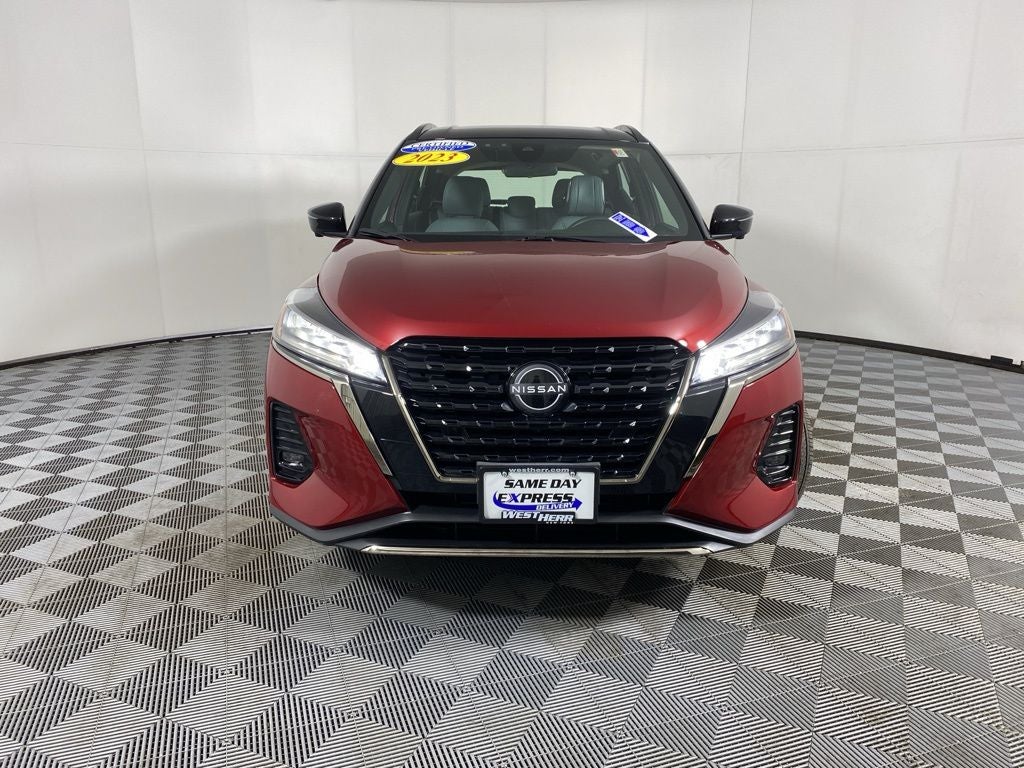 2023 Nissan Kicks SR