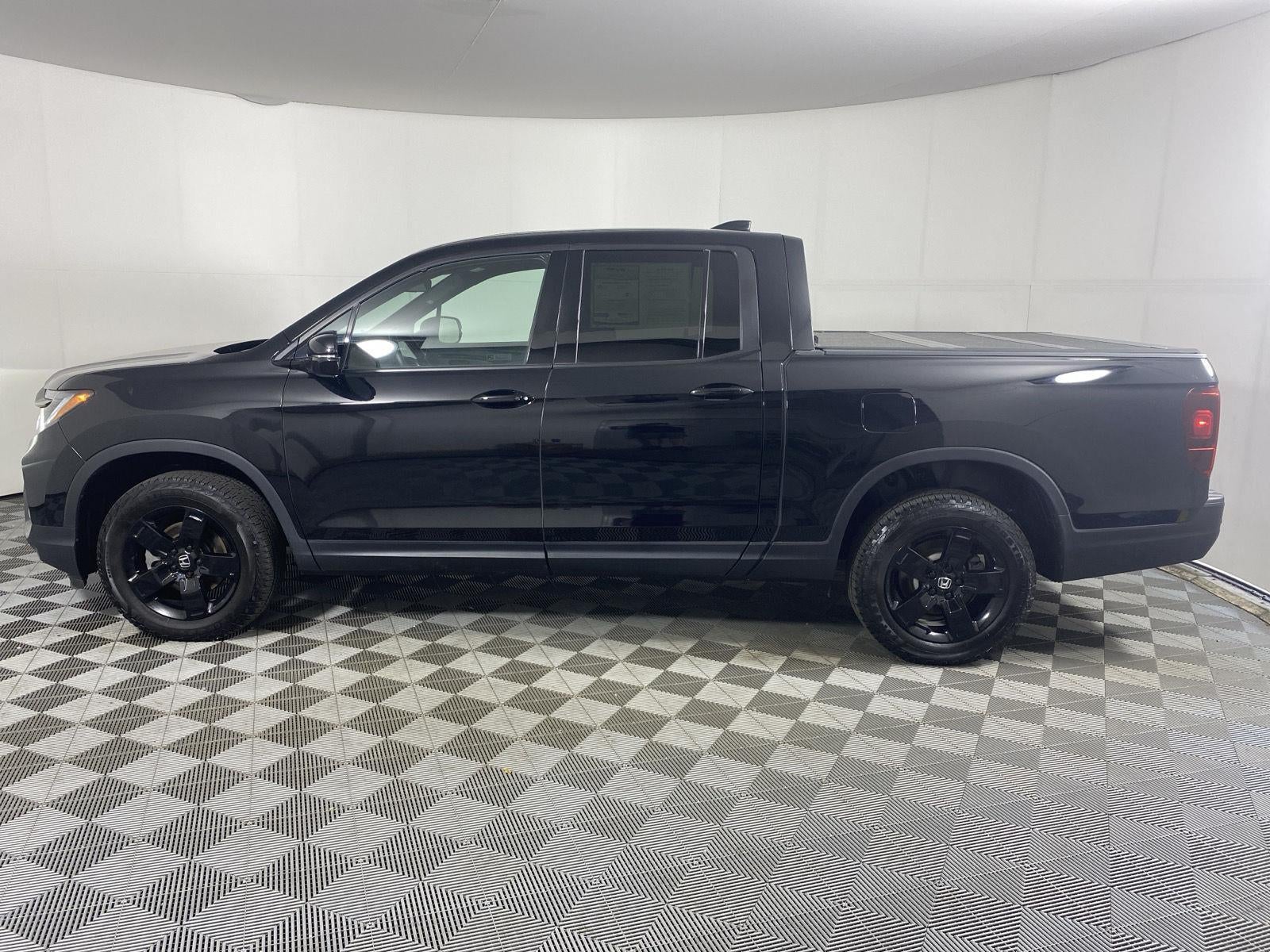 2025 Honda Ridgeline Black Edition