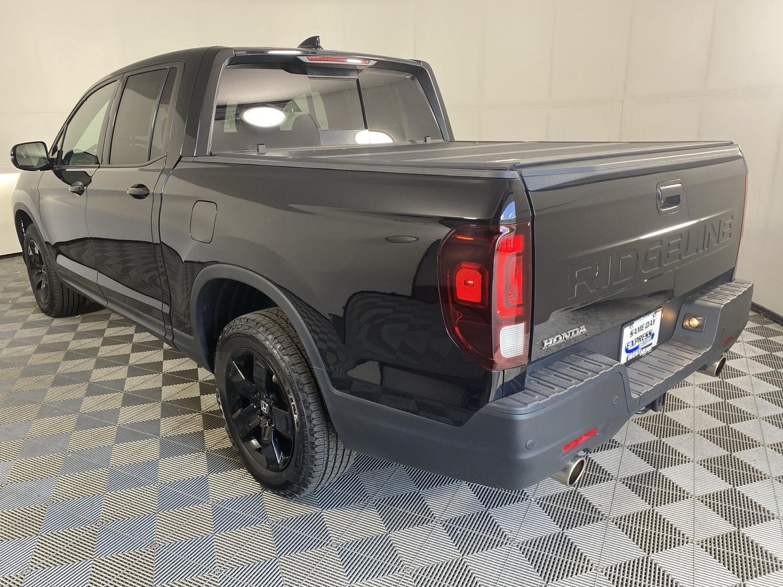 2025 Honda Ridgeline Black Edition
