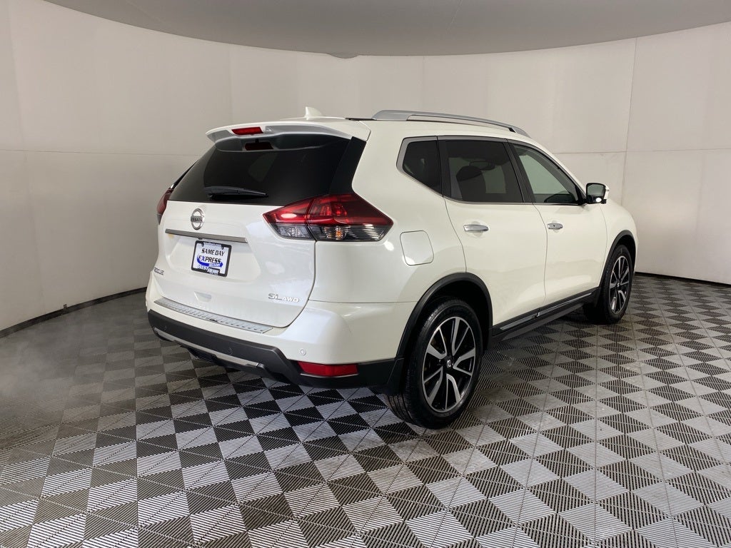 2020 Nissan Rogue SL