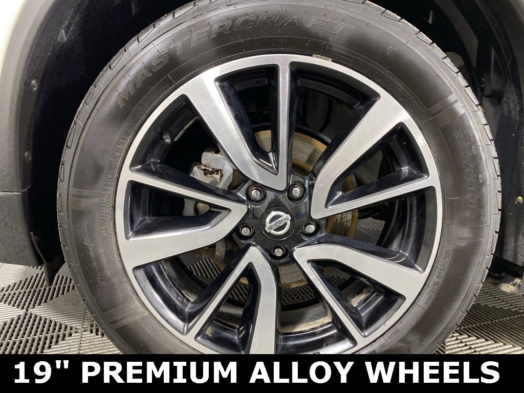 2020 Nissan Rogue SL