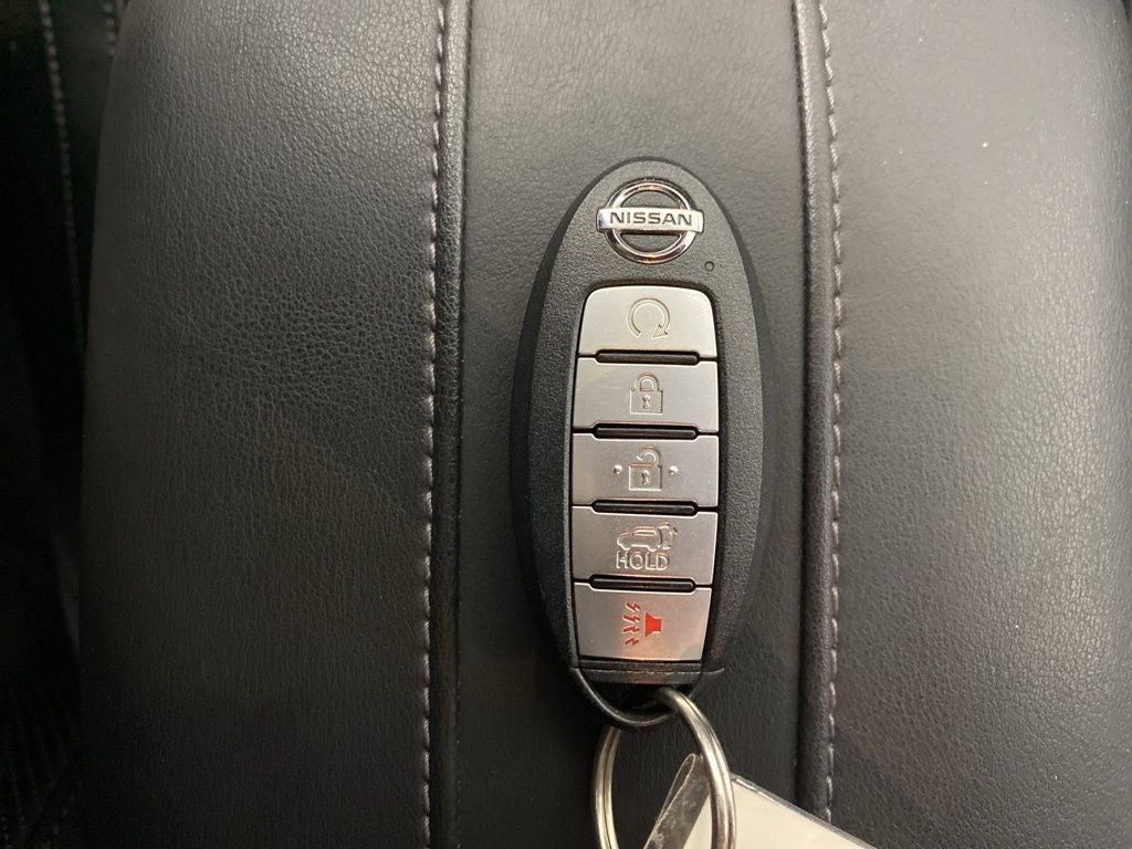 2020 Nissan Rogue SL