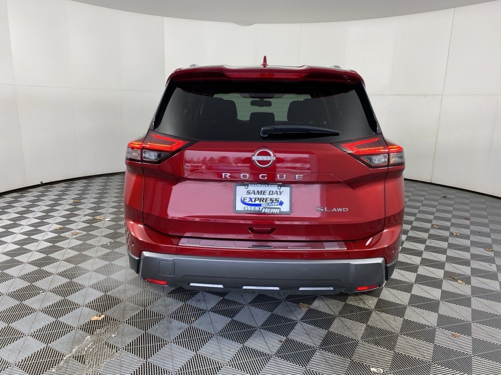 2024 Nissan Rogue SL