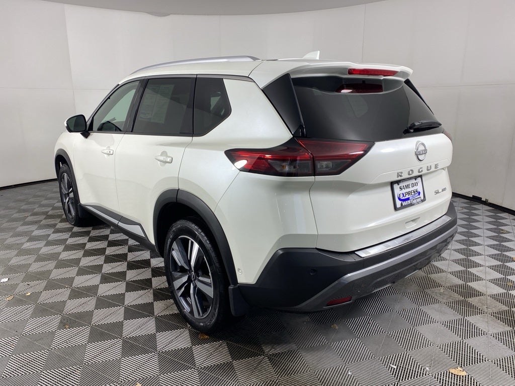 2023 Nissan Rogue SL