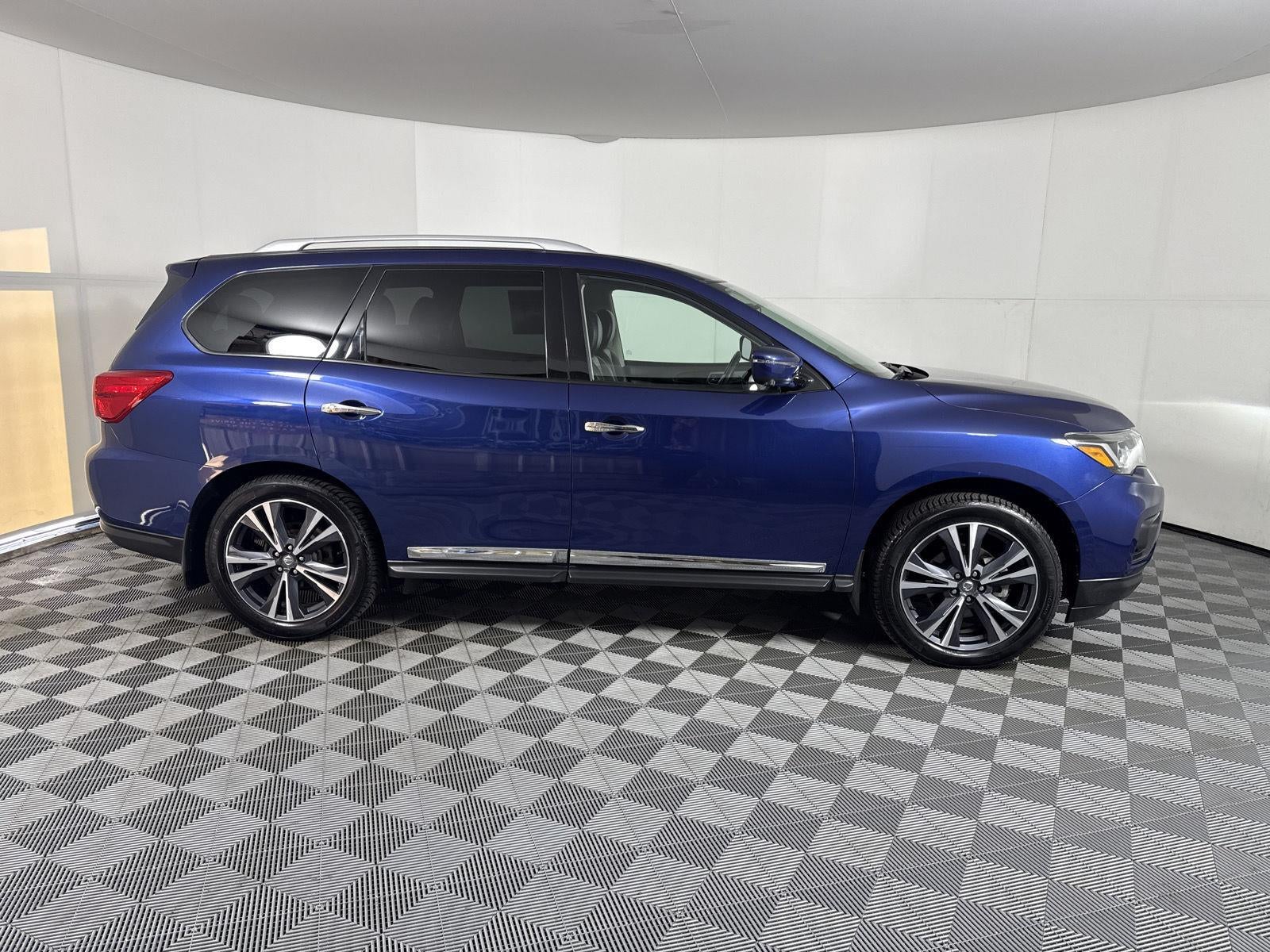 2019 Nissan Pathfinder Platinum