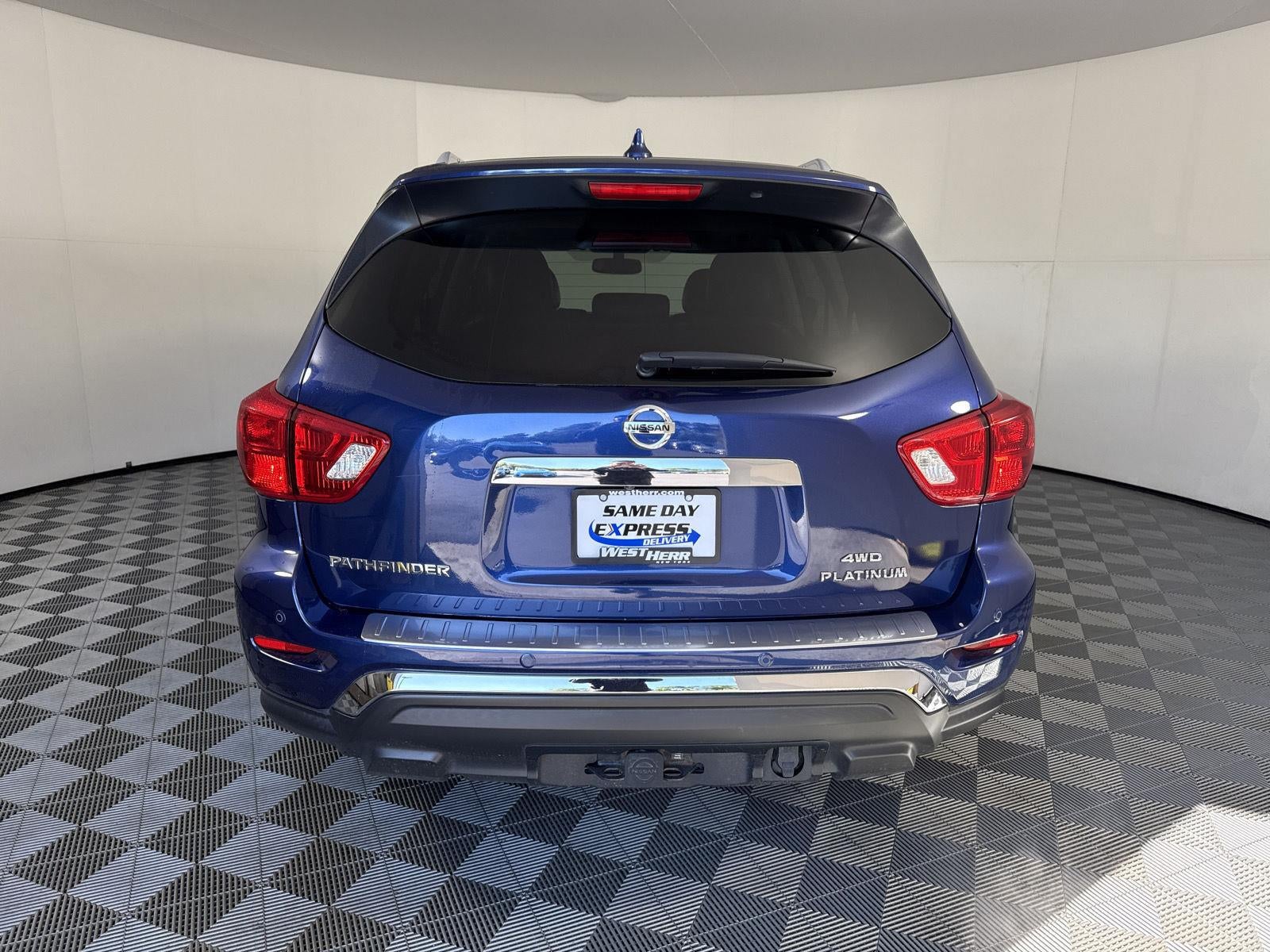 2019 Nissan Pathfinder Platinum