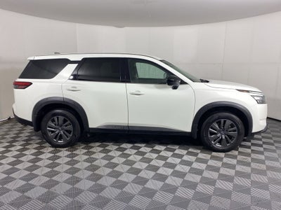 2024 Nissan Pathfinder S