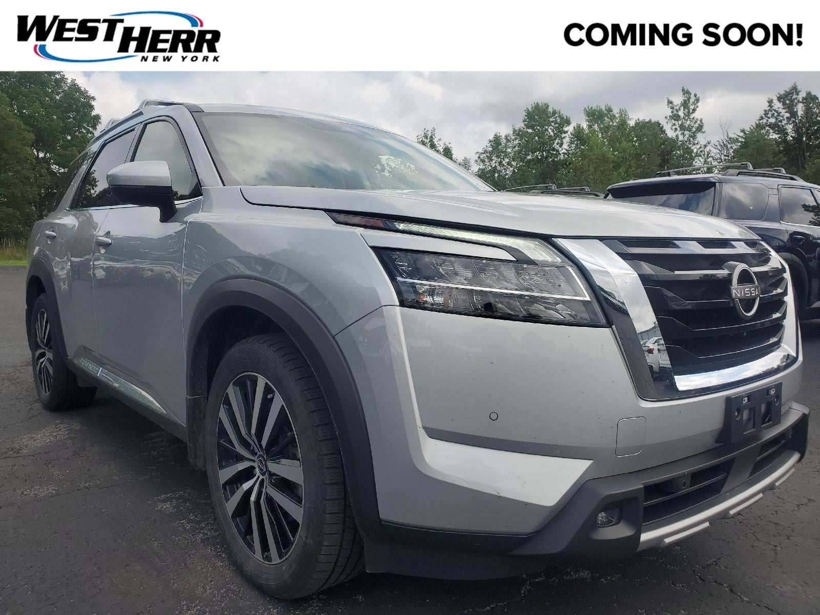 2023 Nissan Pathfinder Platinum