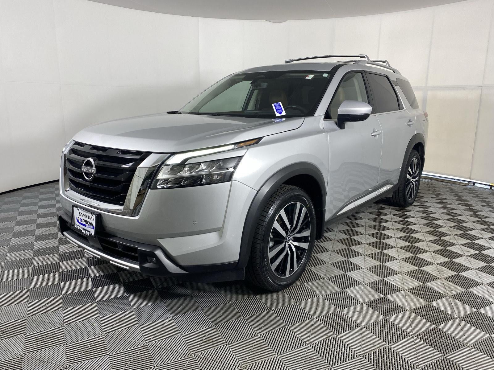 2023 Nissan Pathfinder Platinum