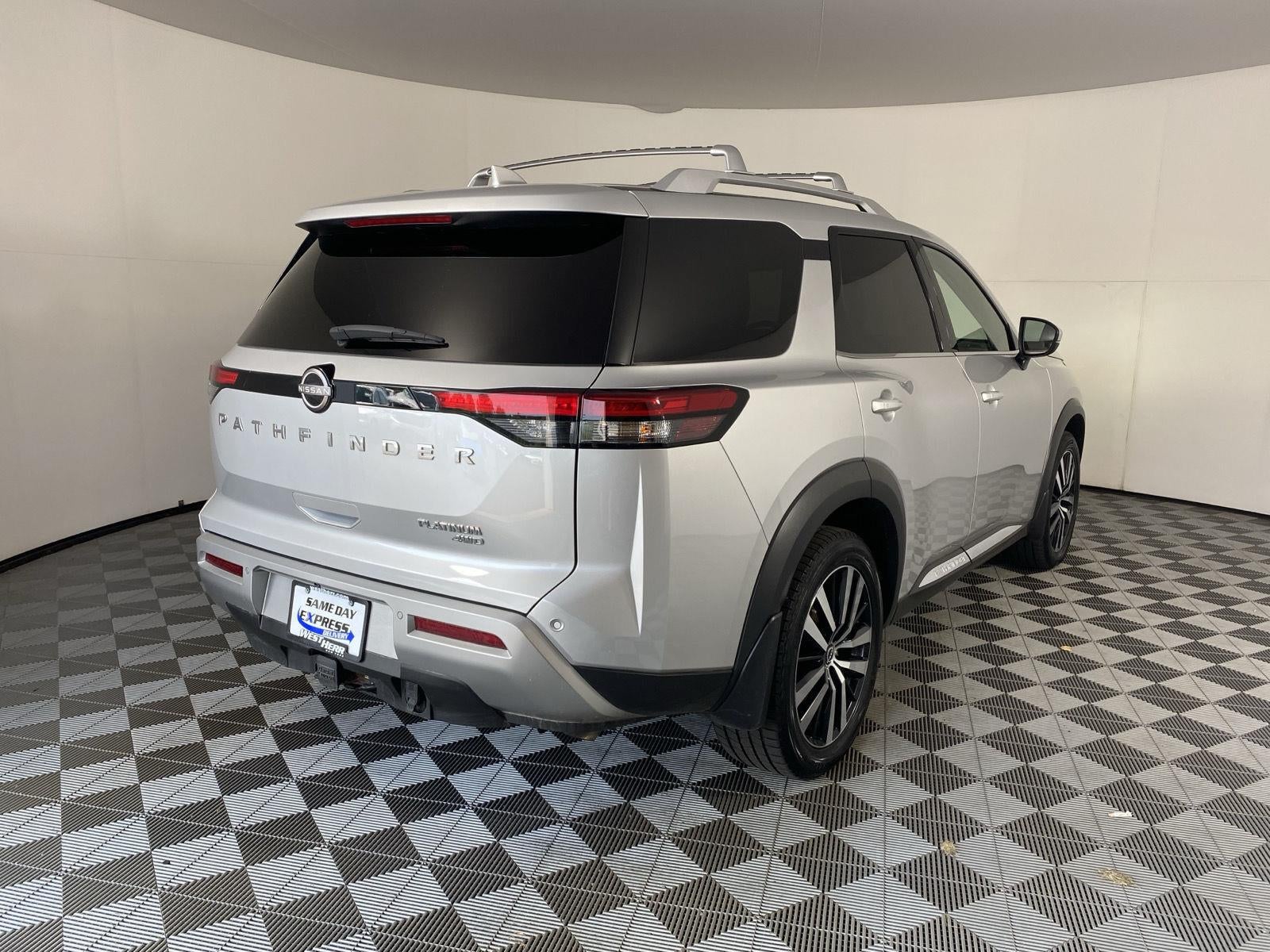 2023 Nissan Pathfinder Platinum